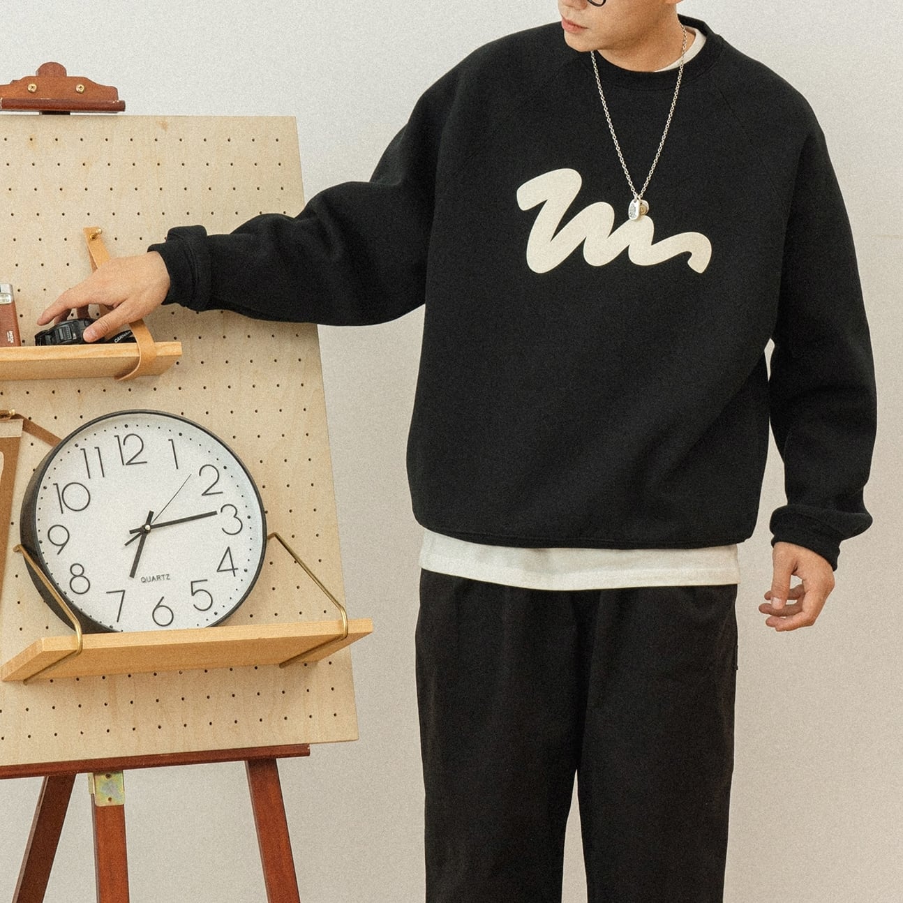 Round Neck Sweatshirt HL1560
