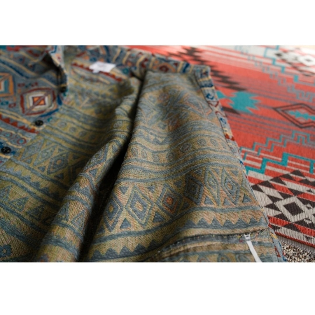 Ethnic Style Shirt HL2000