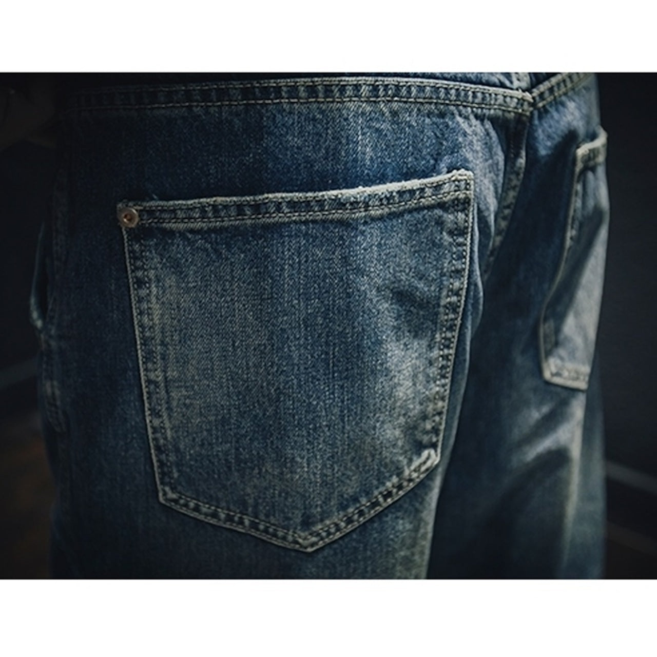 Washed denim jeans HL1538