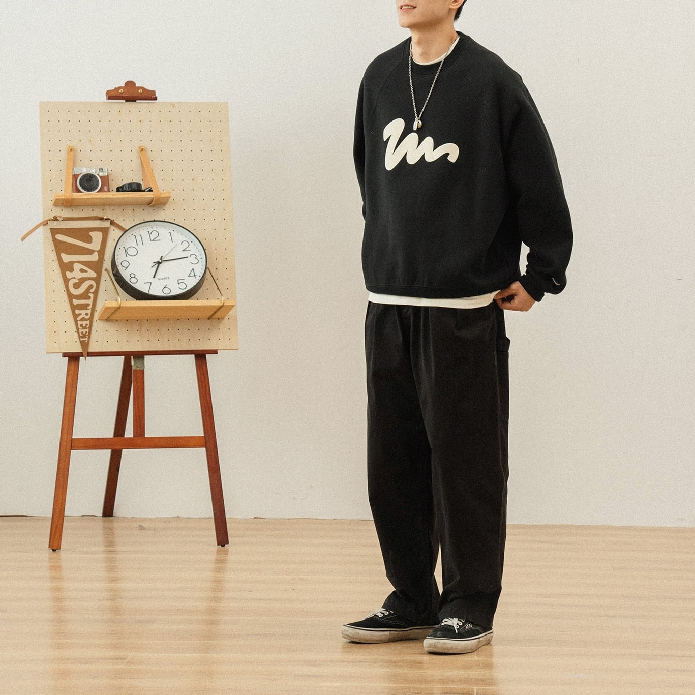 Round Neck Sweatshirt HL1560