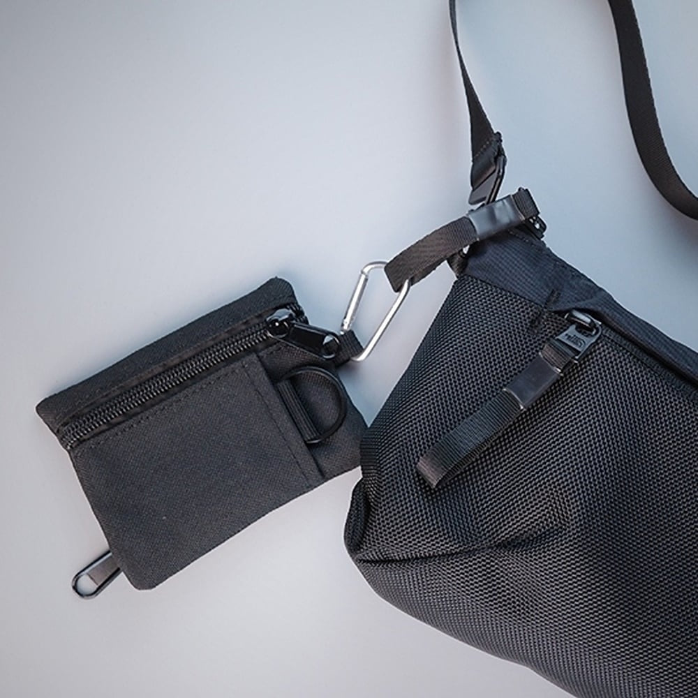 Coin case with carabiner HL2330