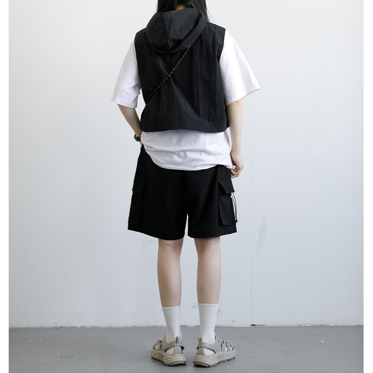 フード付きクロップドベスト HL1668