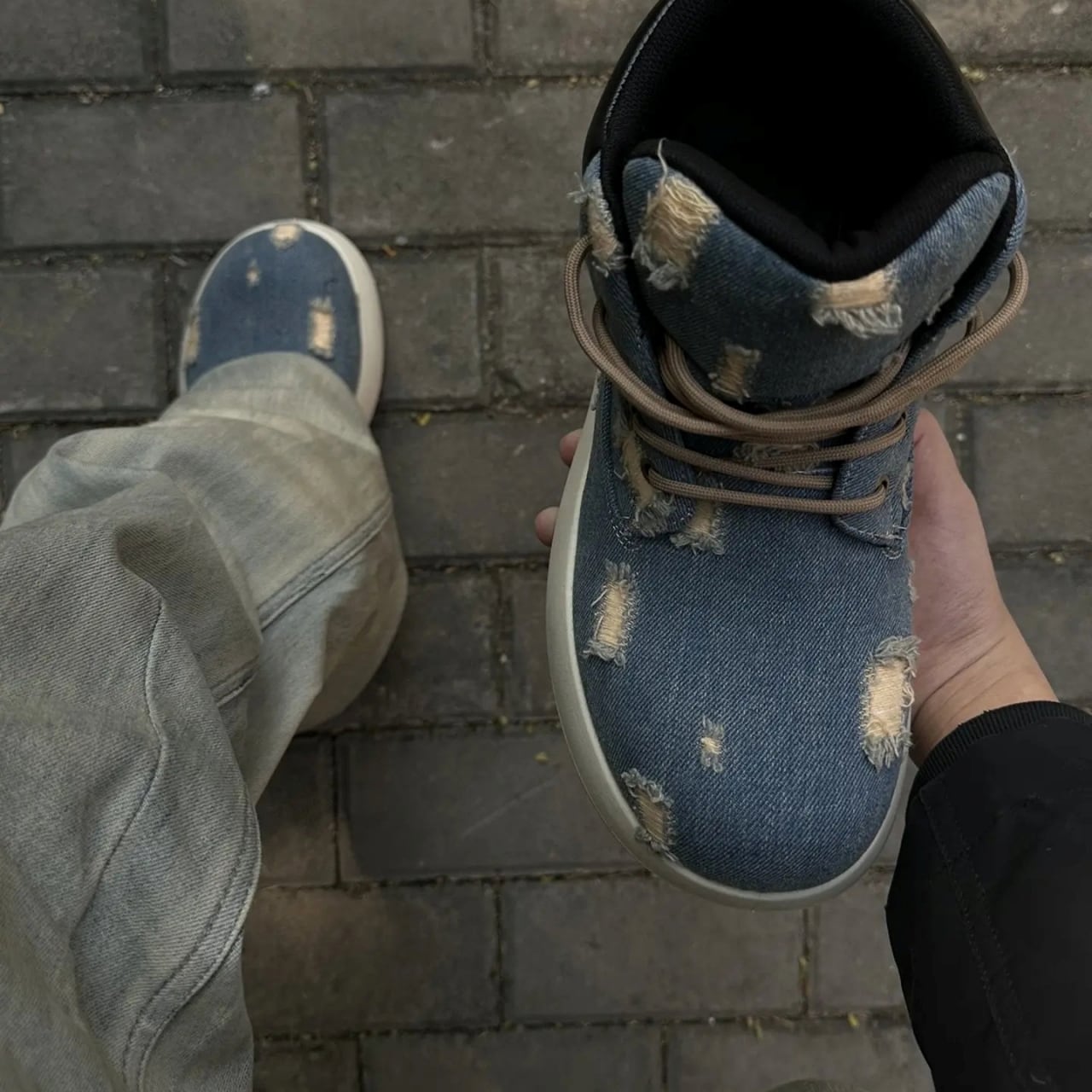 High cut denim sneakers D0140