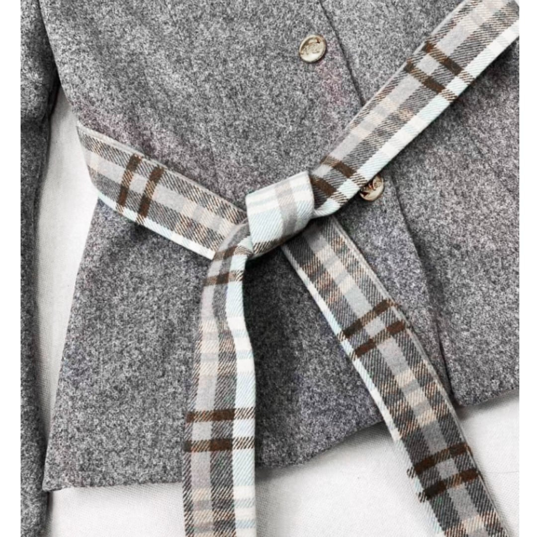 Short length coat & Pleated skirt E7005