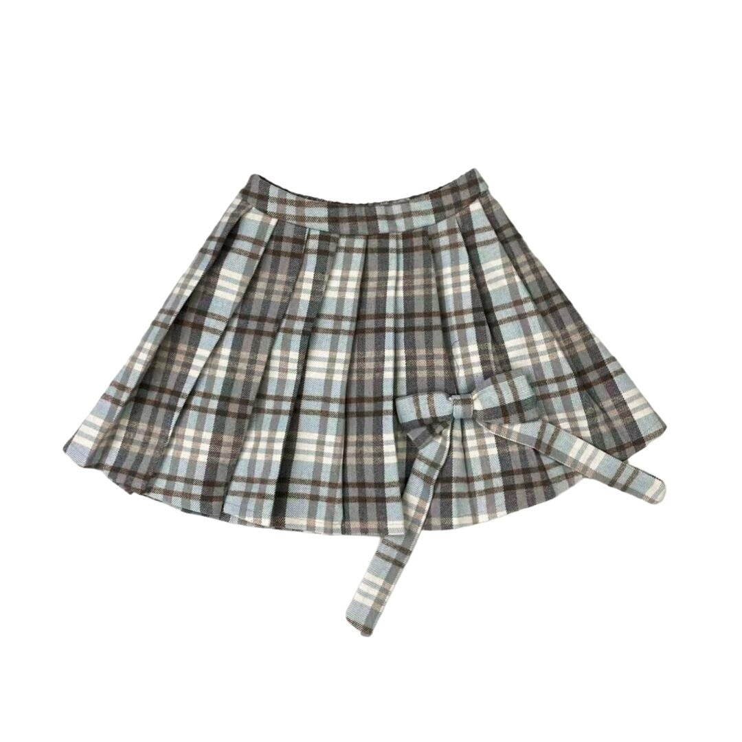 Short length coat & Pleated skirt E7005