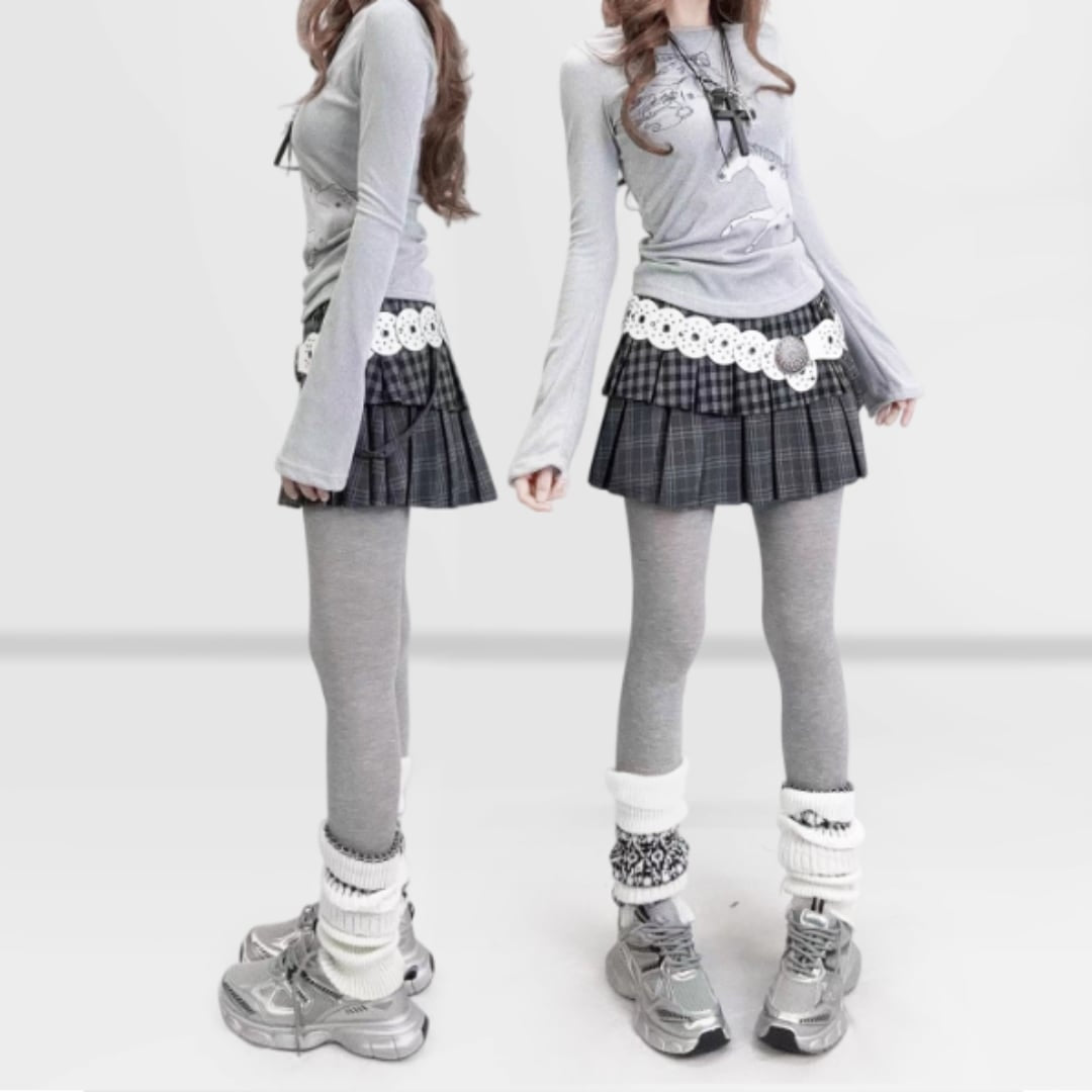 Double pleated mini skirt E7044