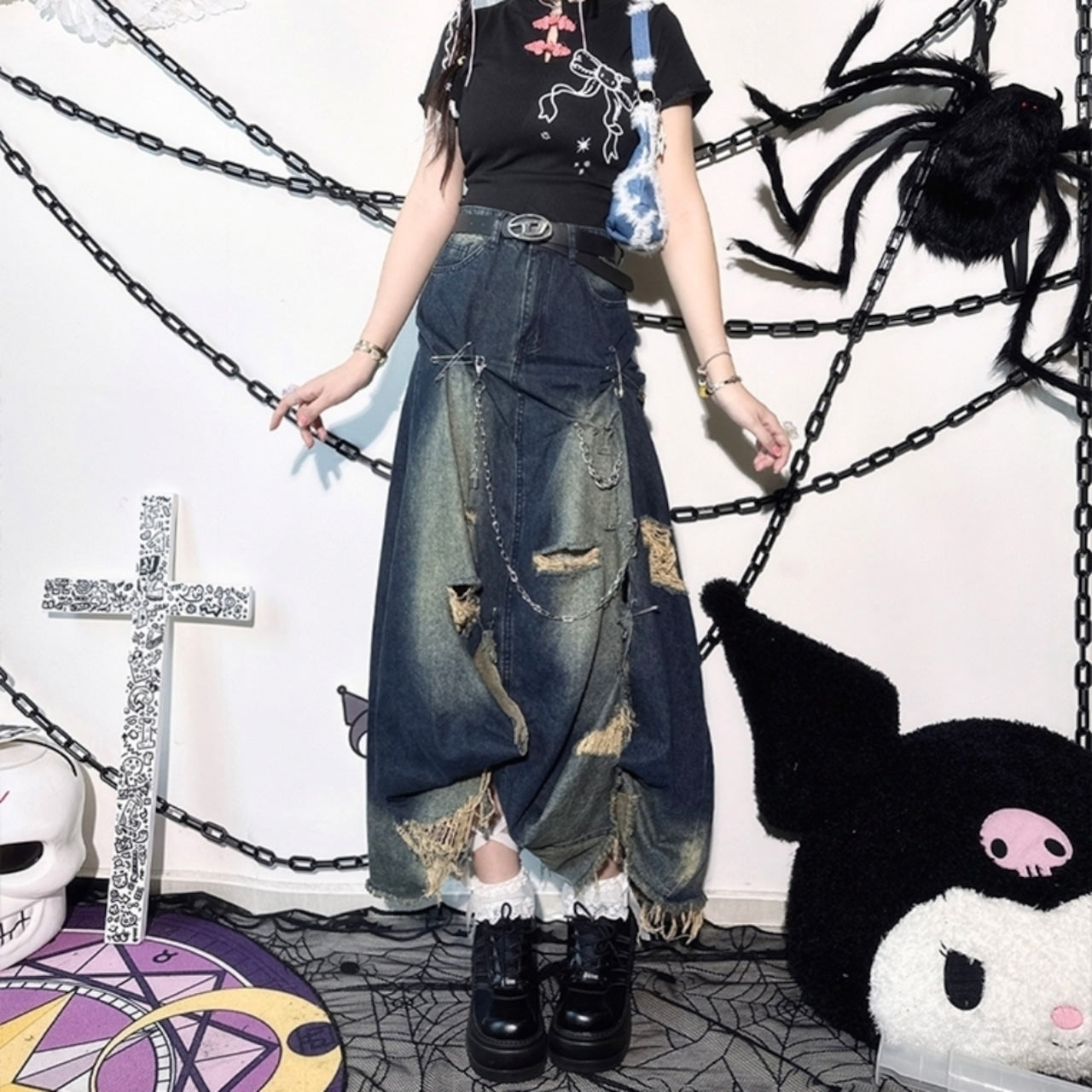 Safety pin design Denim skirt D0058