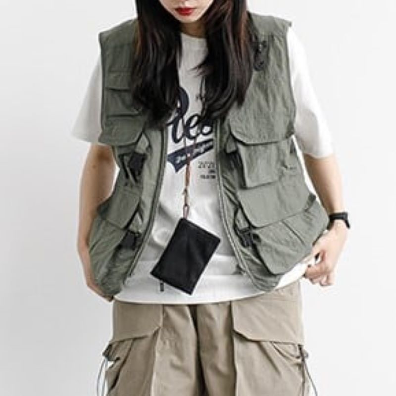 Multi-pocket vest HL1097