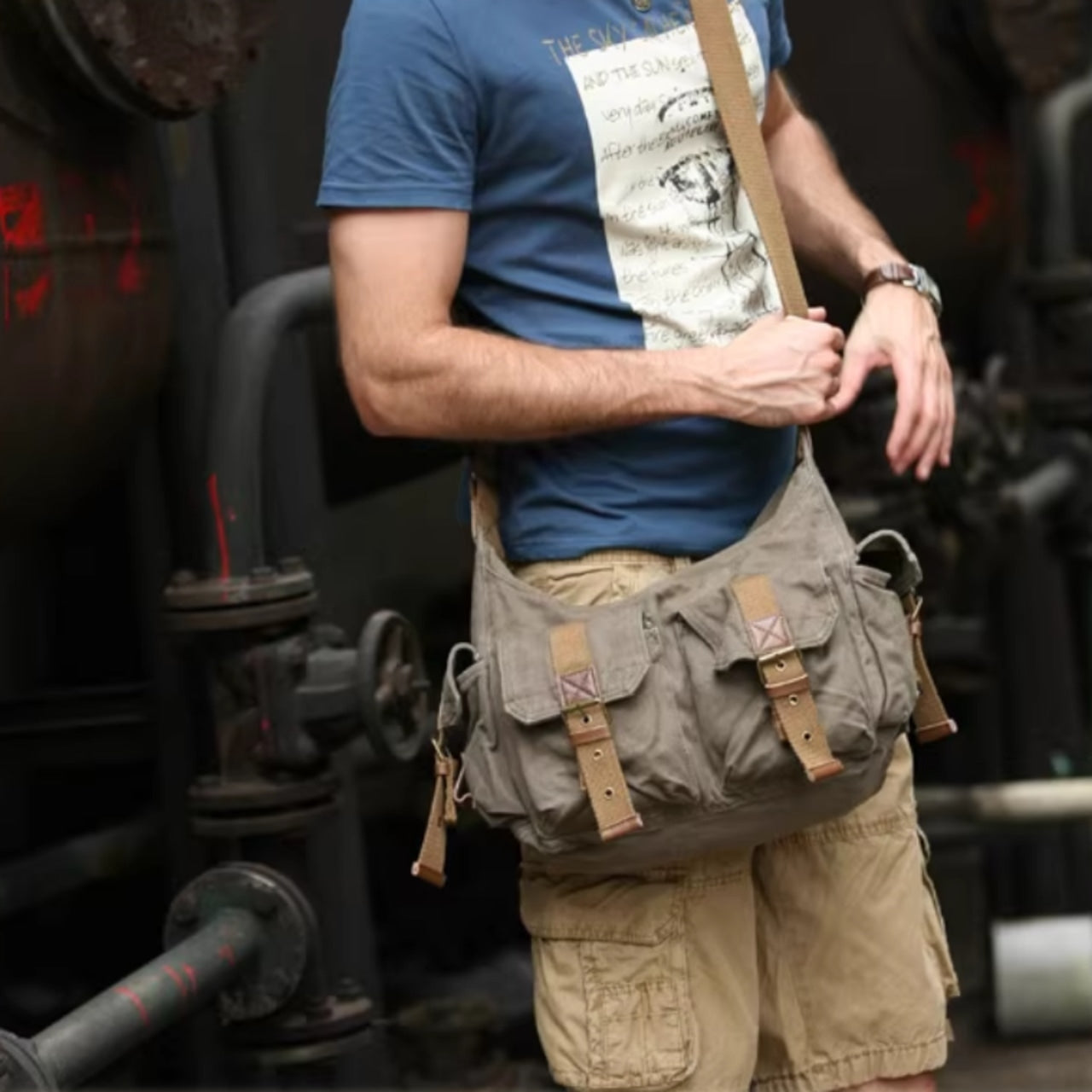 Multi Pocket Messenger Bag D0045