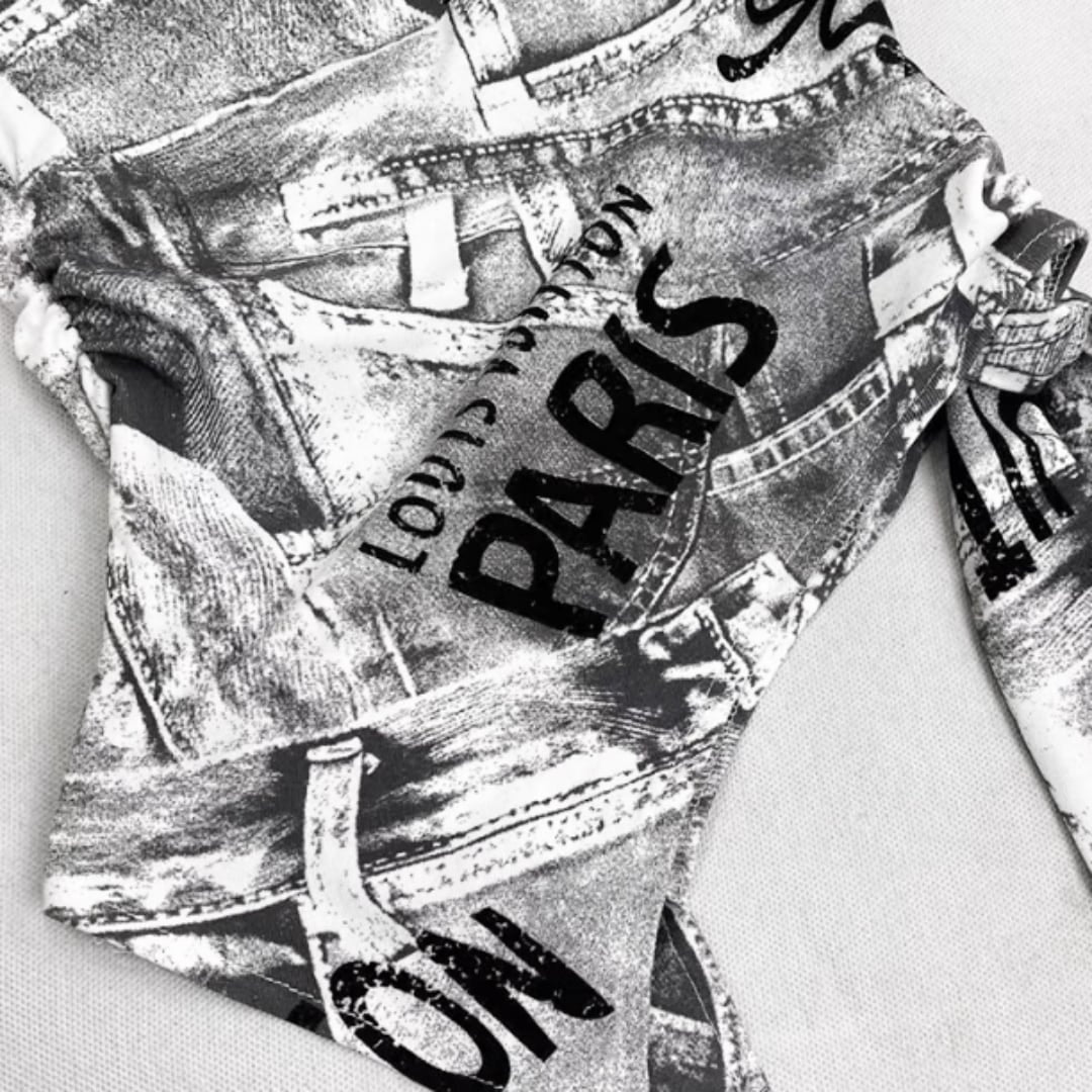 Graphic print bare top E7046