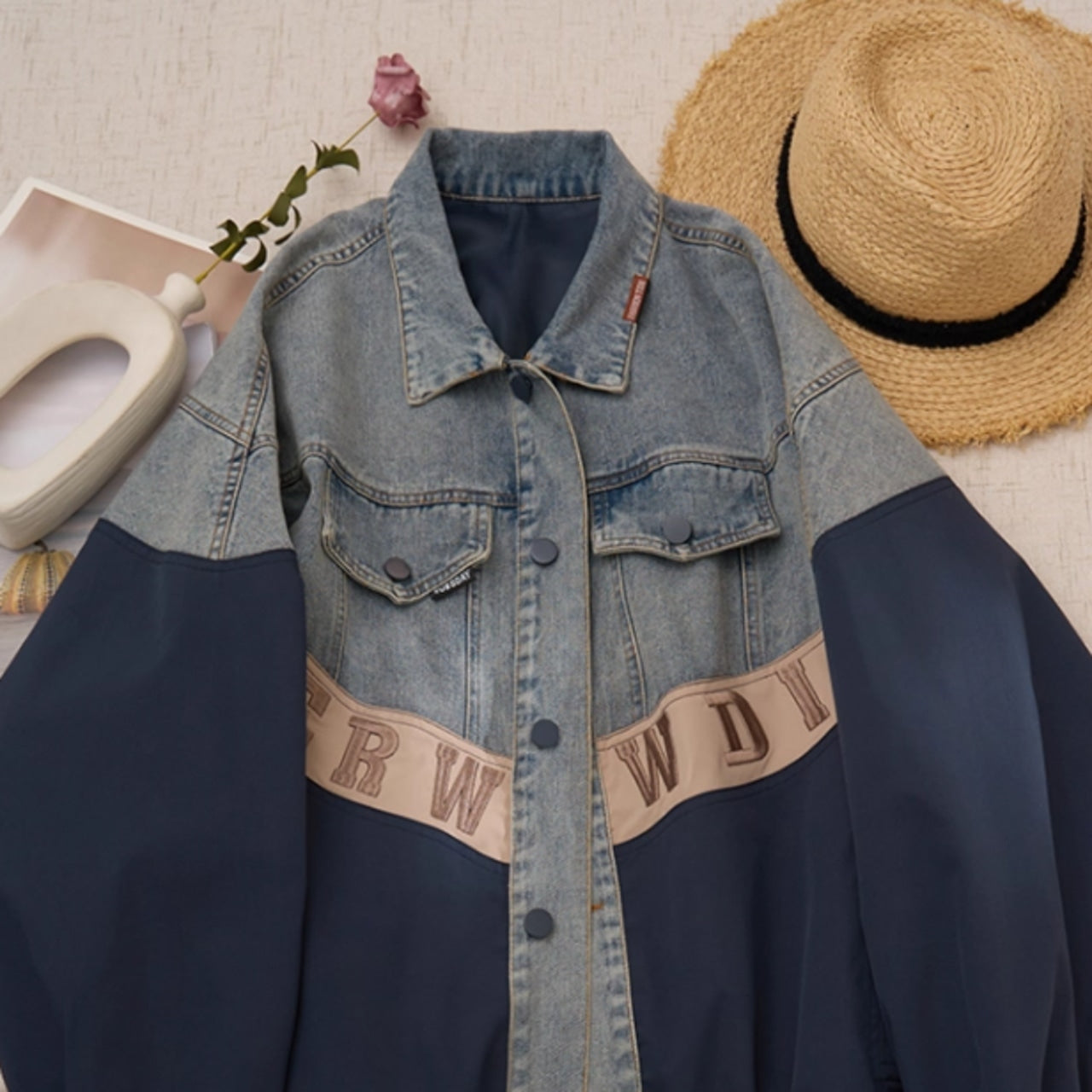 Logo embroidered denim jacket D0089