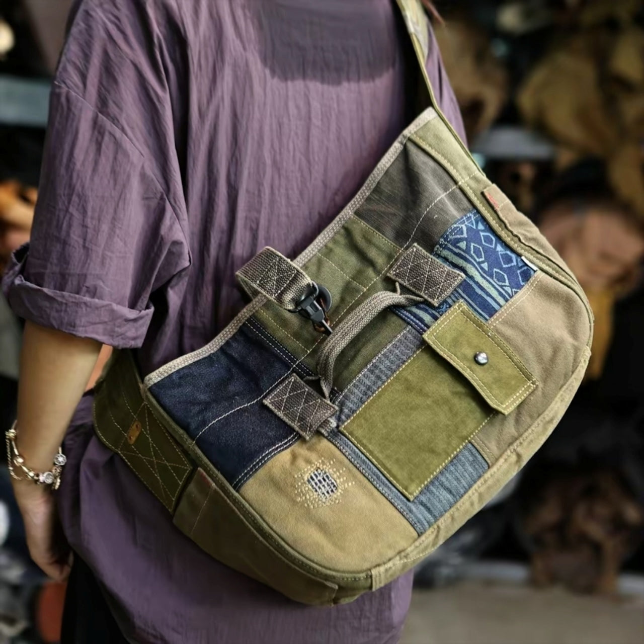 Patchwork Denim Messenger Bag D0033