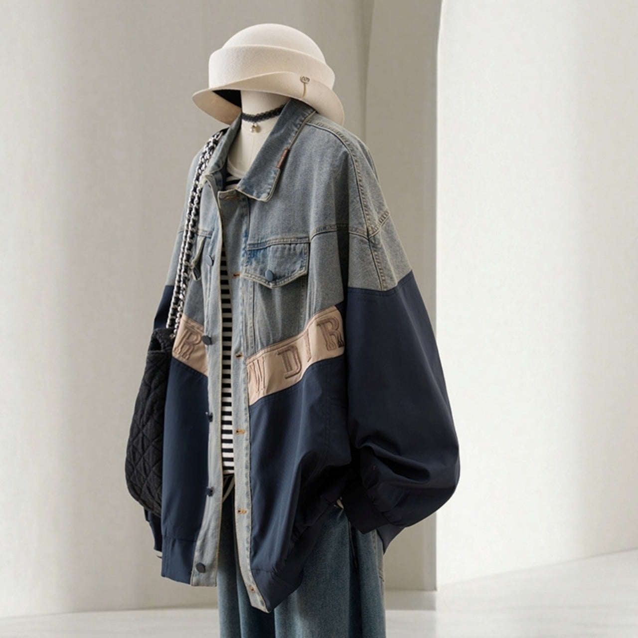 Logo embroidered denim jacket D0089