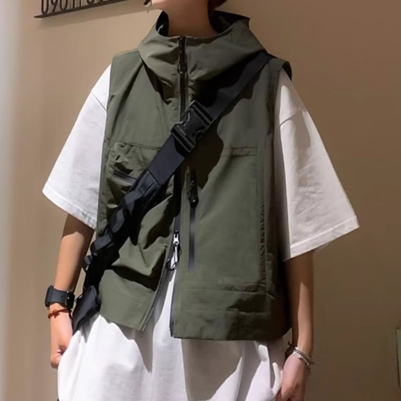 Short vest with hood HL2110