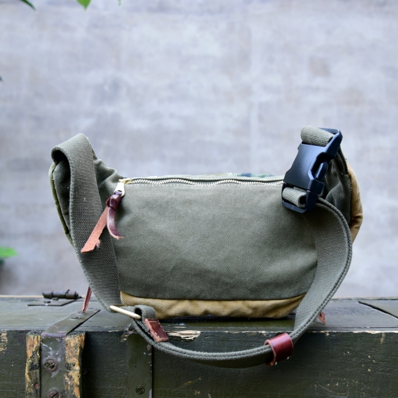 Patchwork Waist Bag   D0032