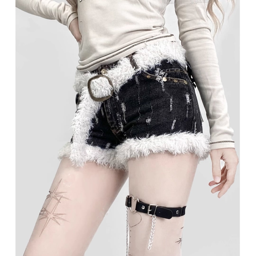 Fluffy denim shorts E7008