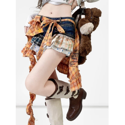 Denim shorts & checked skirt E7028