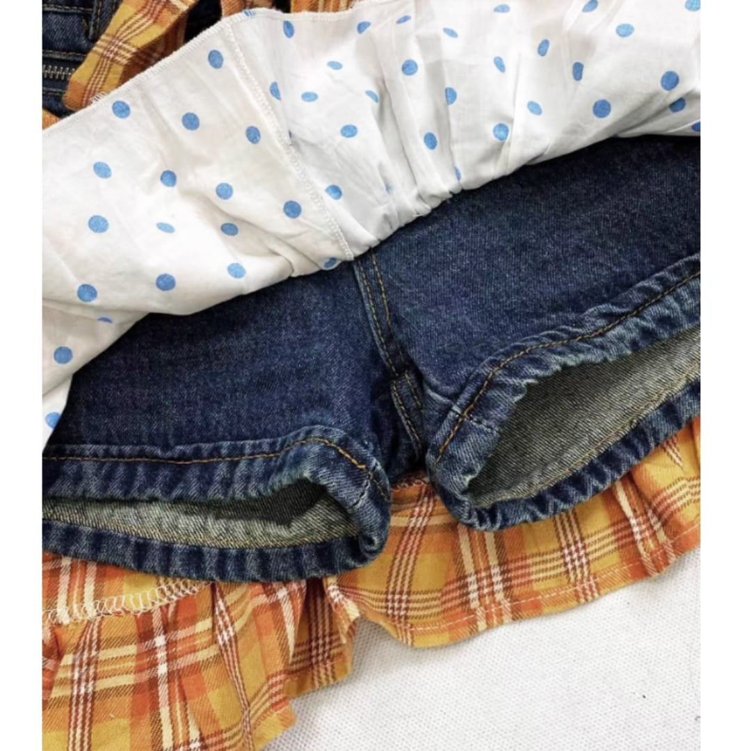 Denim shorts & checked skirt E7028