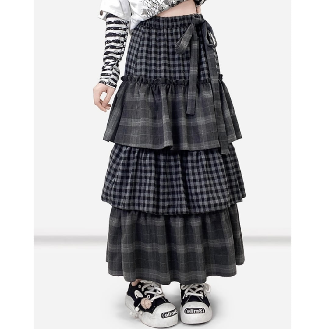Tiered long check skirt E7030