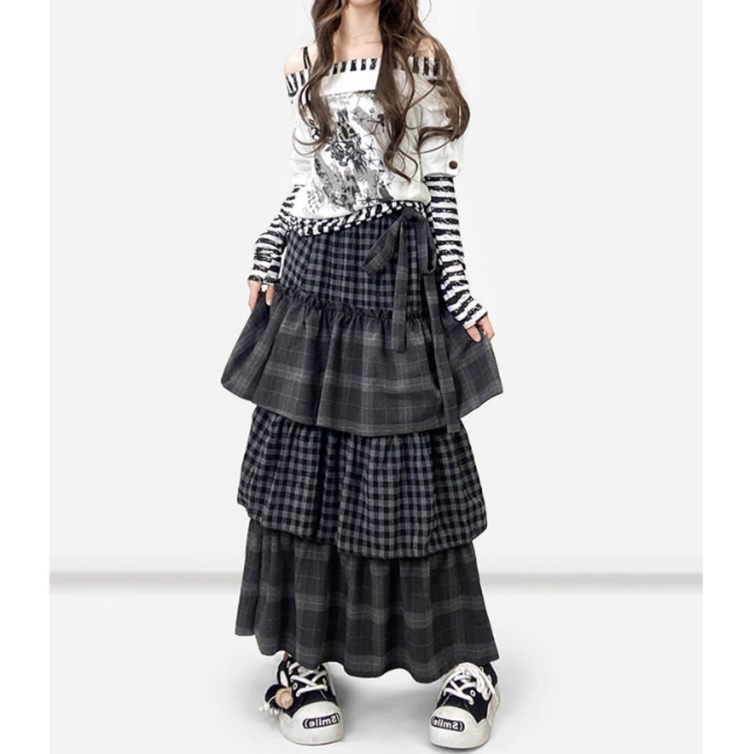 Tiered long check skirt E7030