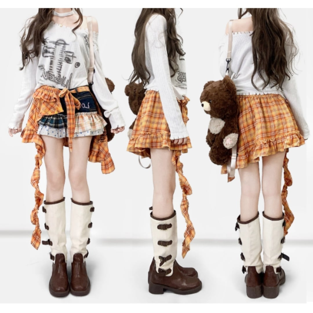 Denim shorts & checked skirt E7028