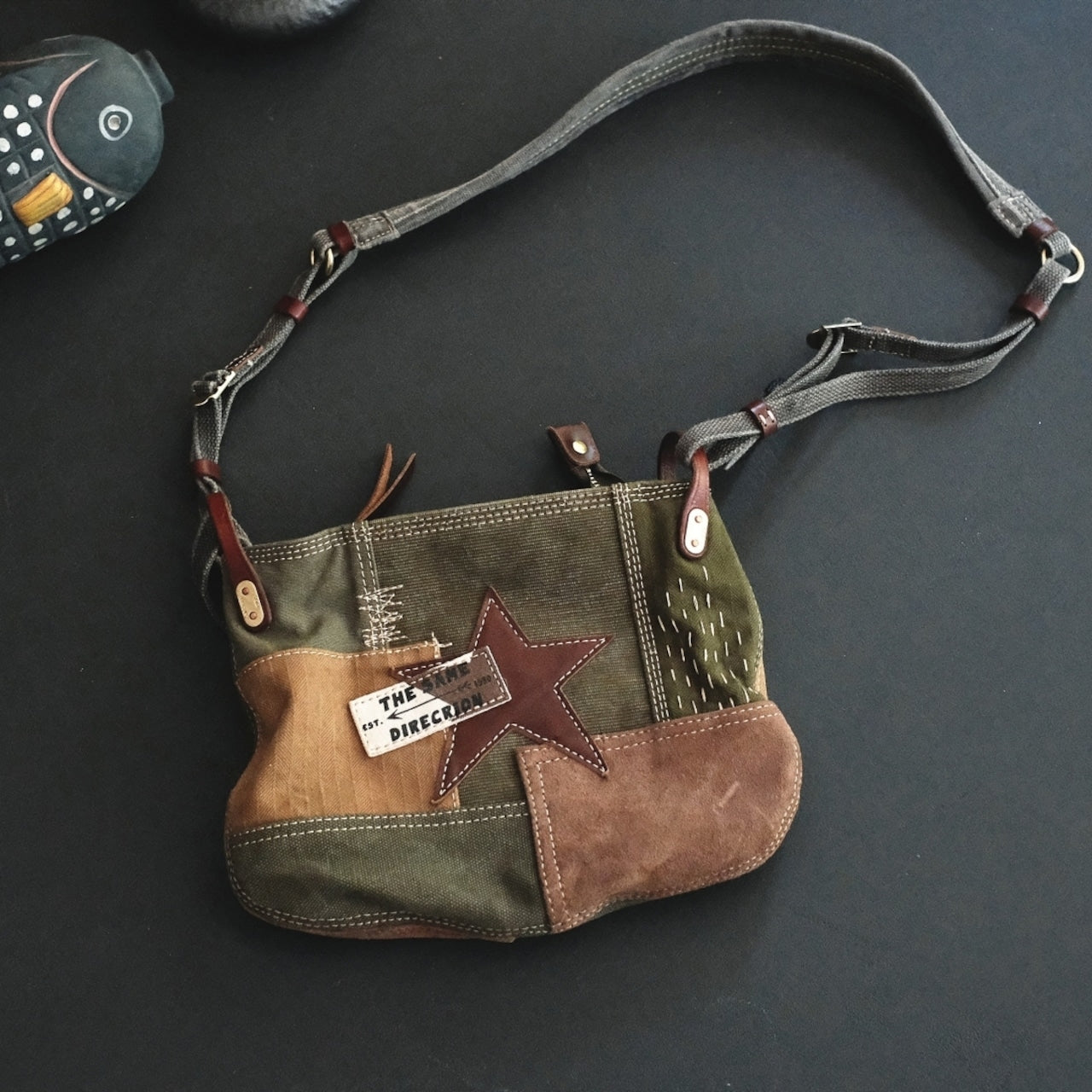 Star Motif Shoulder Bag D0037