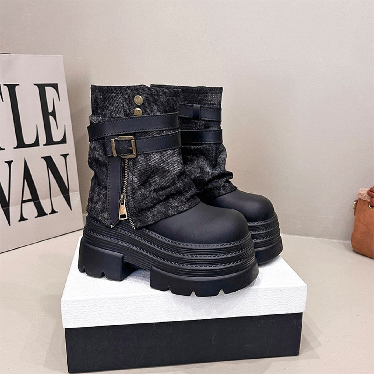 Platform midi boots D0144