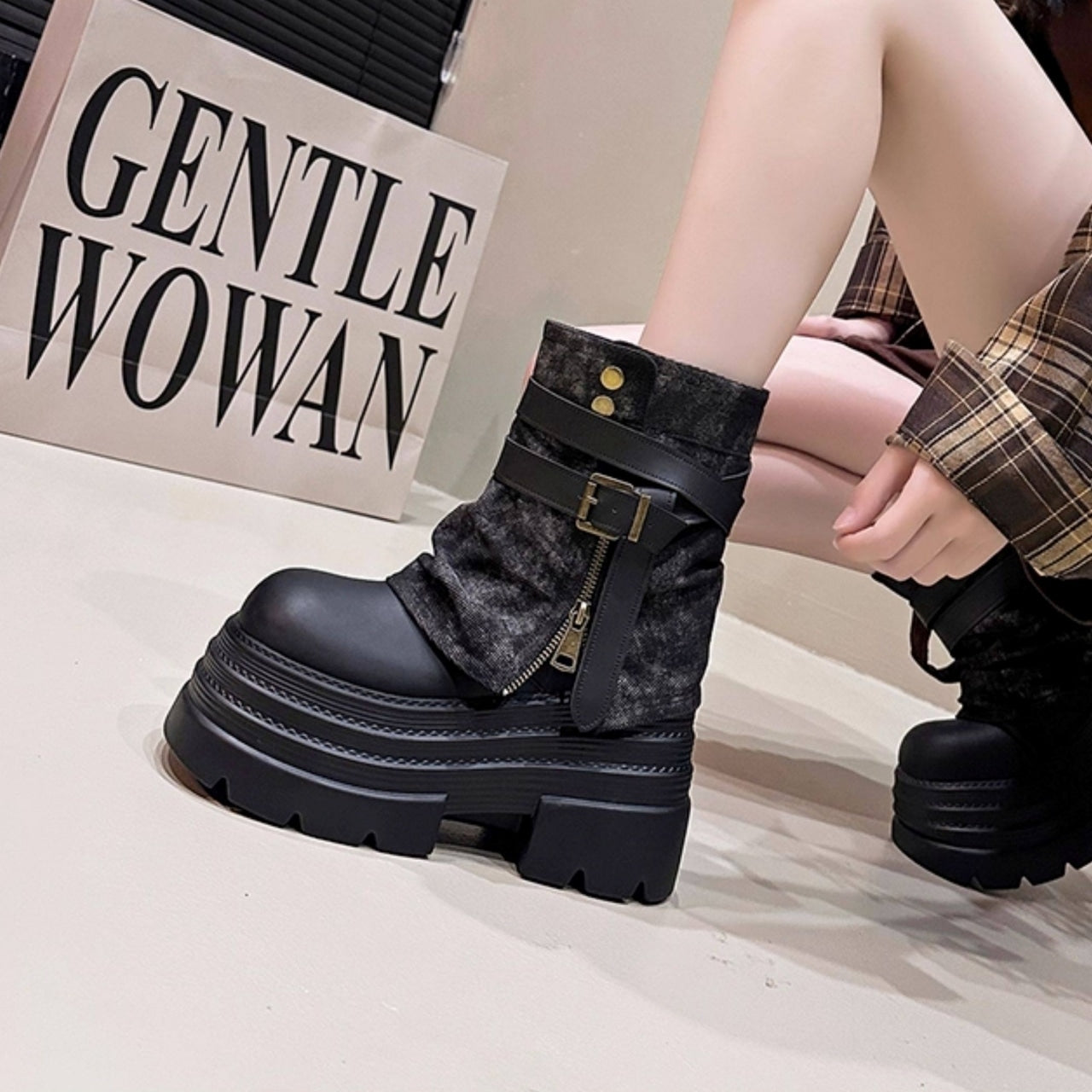Platform midi boots D0144