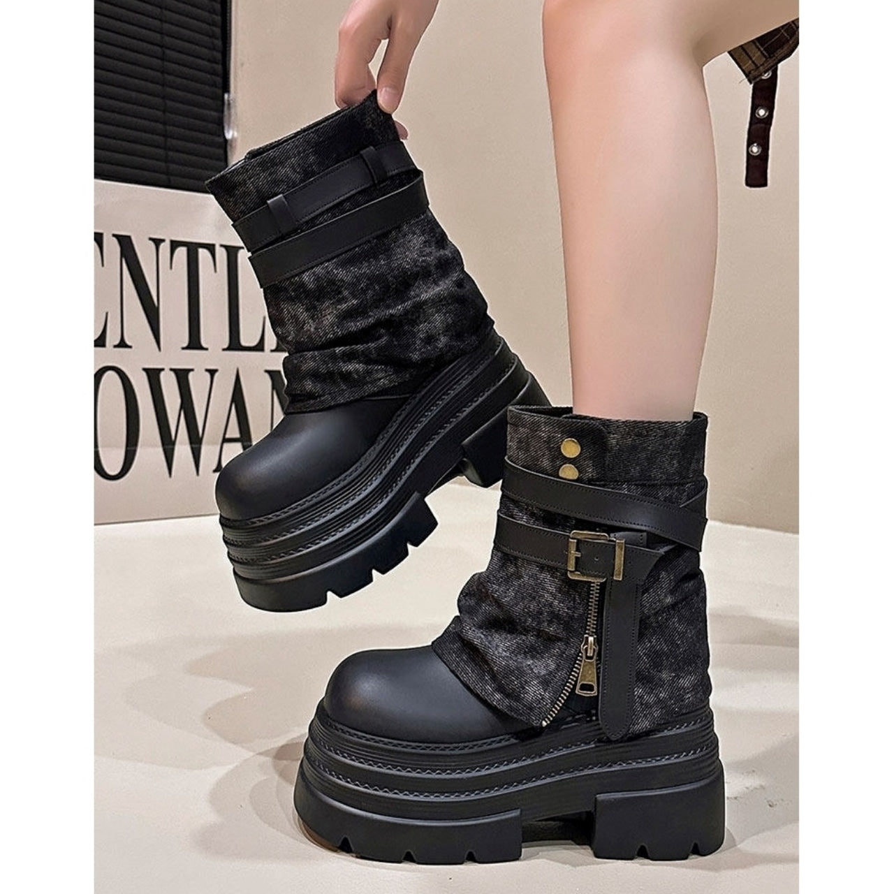 Platform midi boots D0144