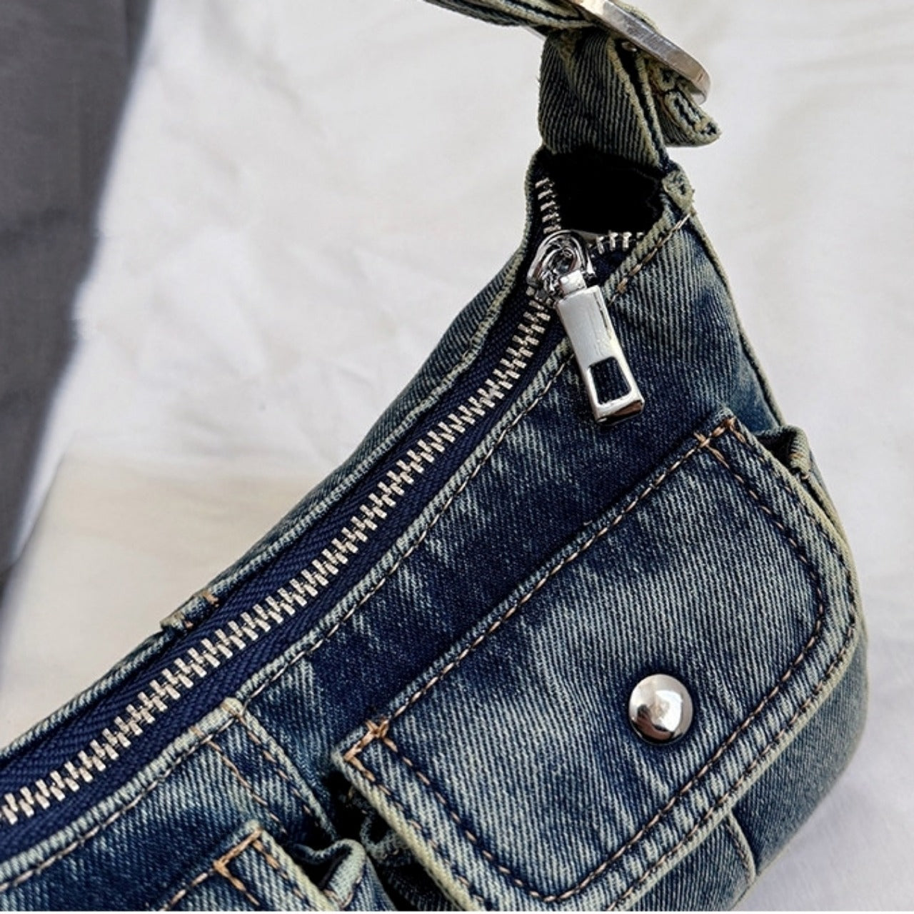 Denim shoulder bag D0171