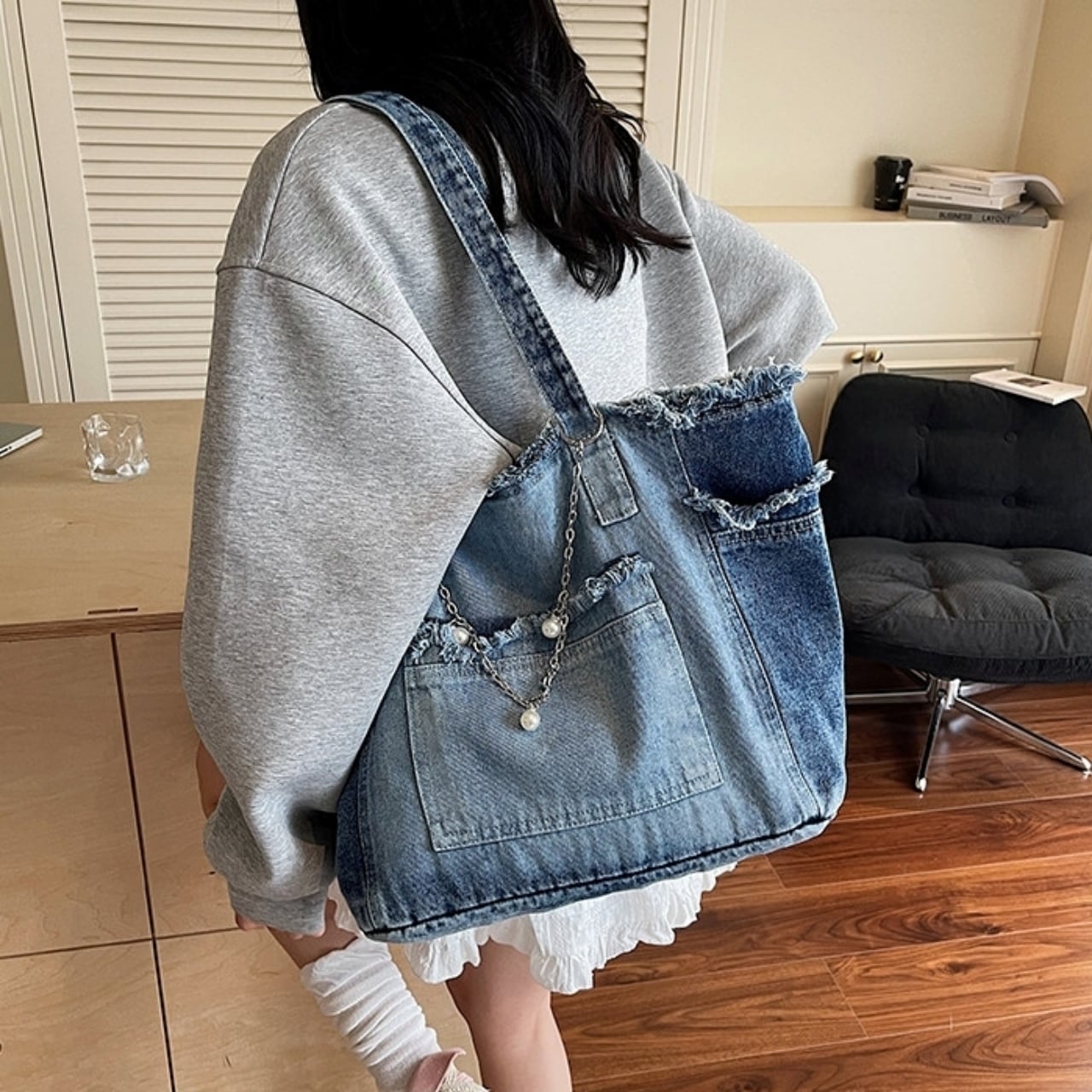 Washed denim tote bag D0170
