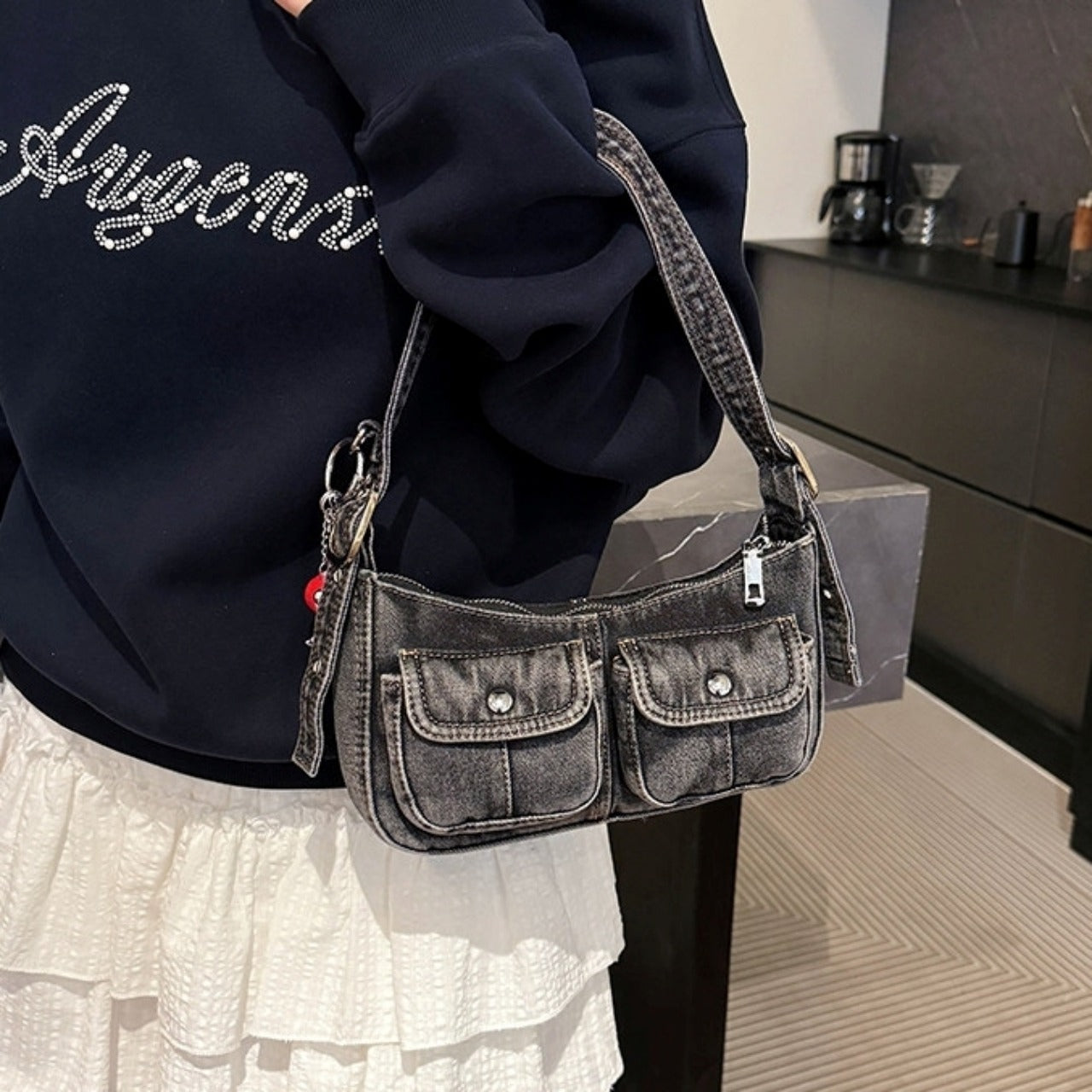 Denim shoulder bag D0171