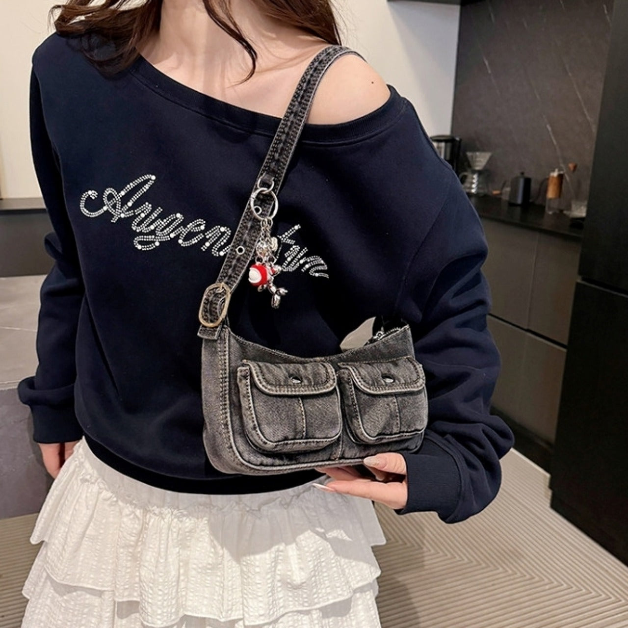 Denim shoulder bag D0171