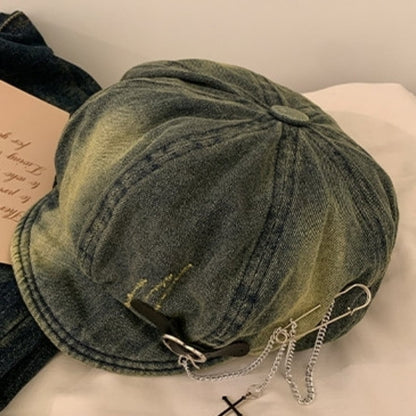 Denim newsboy cap with chain D0168