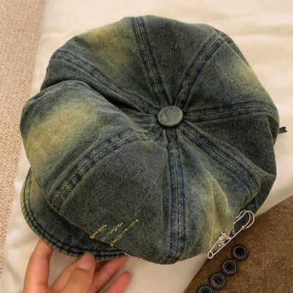 Denim newsboy cap with chain D0168