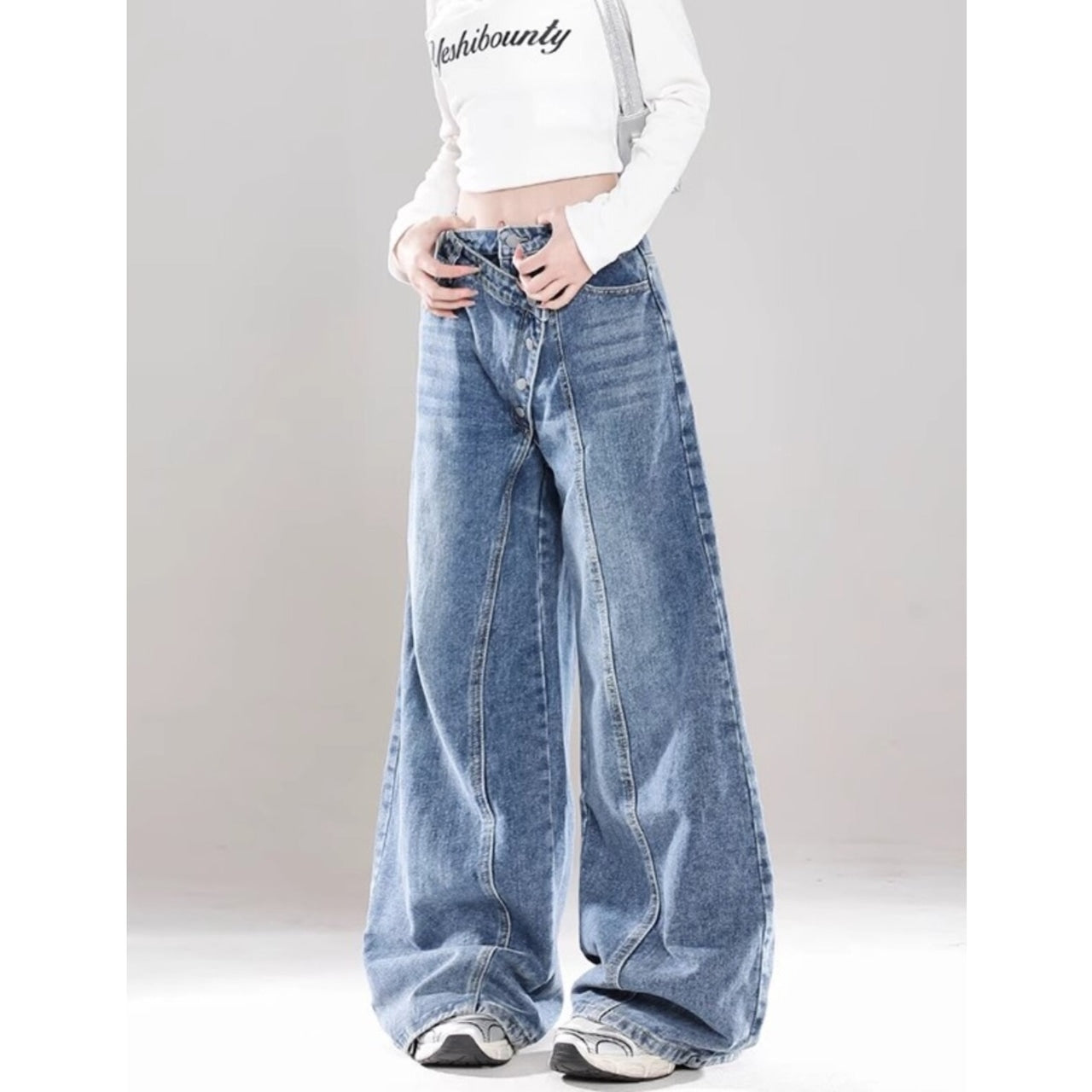 Asymmetric button wide denim jeans D0198