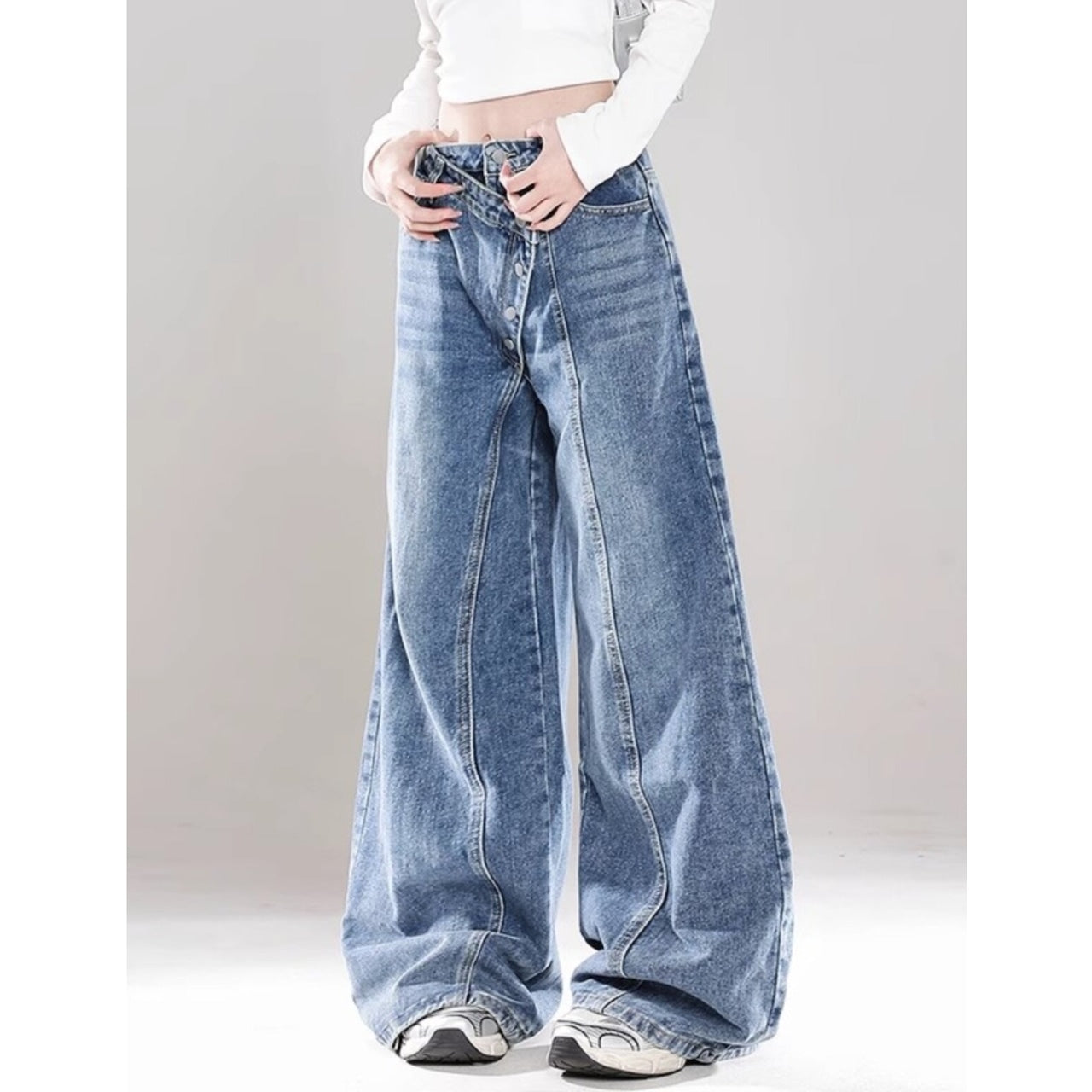 Asymmetric button wide denim jeans D0198
