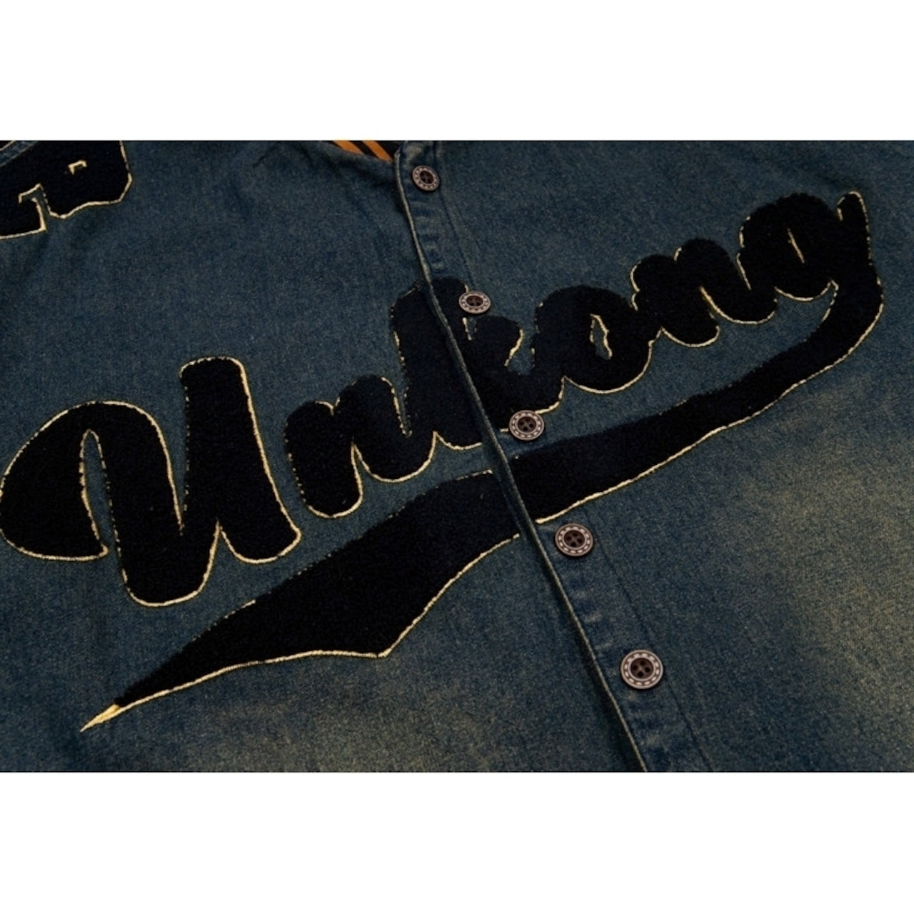 Sporty denim shirt D0207