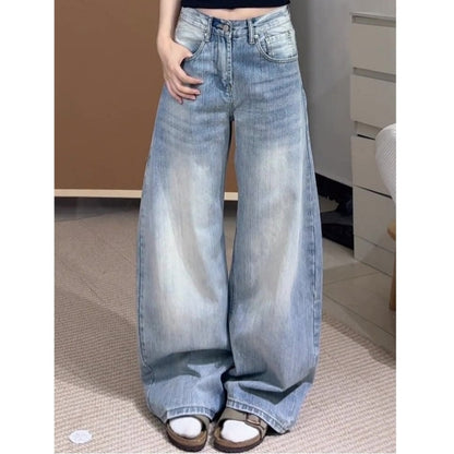 Washed Curved Denim Jeans D0249