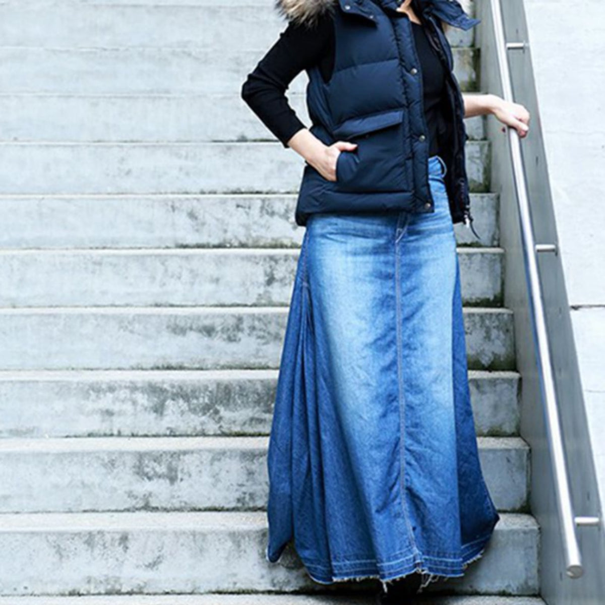 Long denim skirt D0253