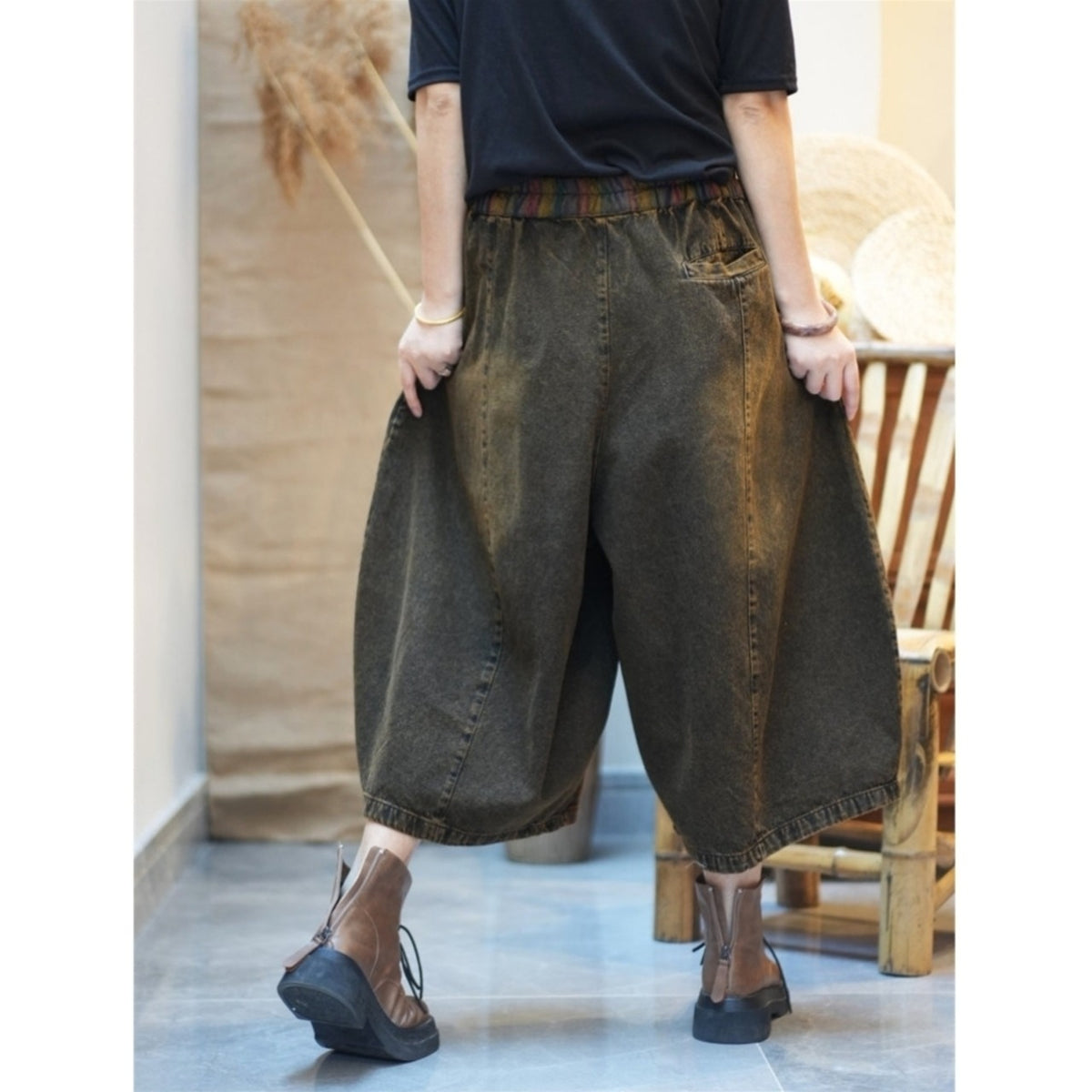 Patchwork Wide-Leg Denim Shorts D0261