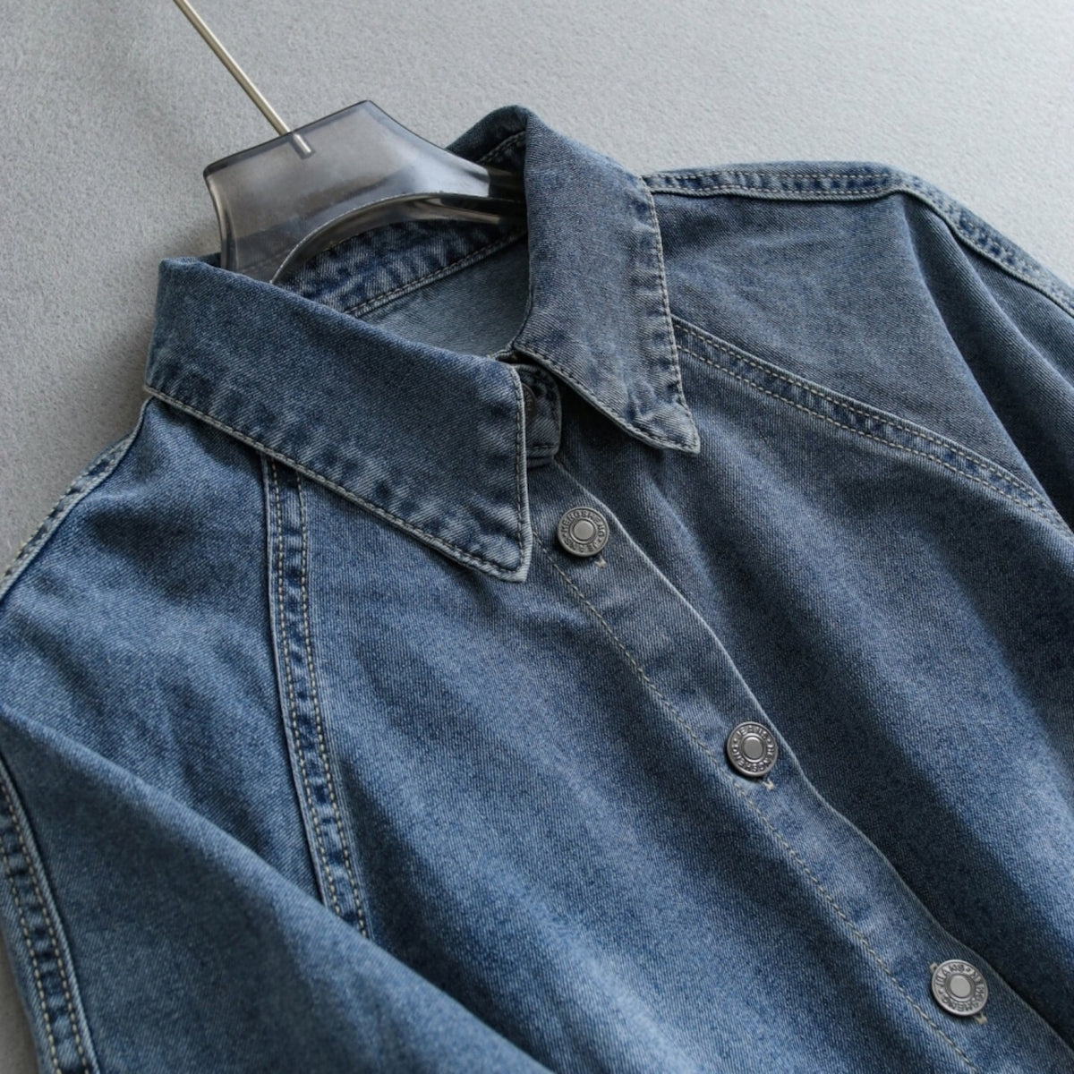 Raglan-sleeve denim jacket D0287