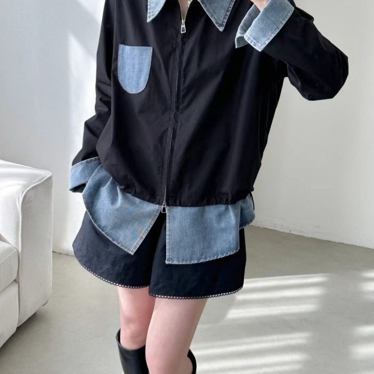 Faux-layered denim top D0290