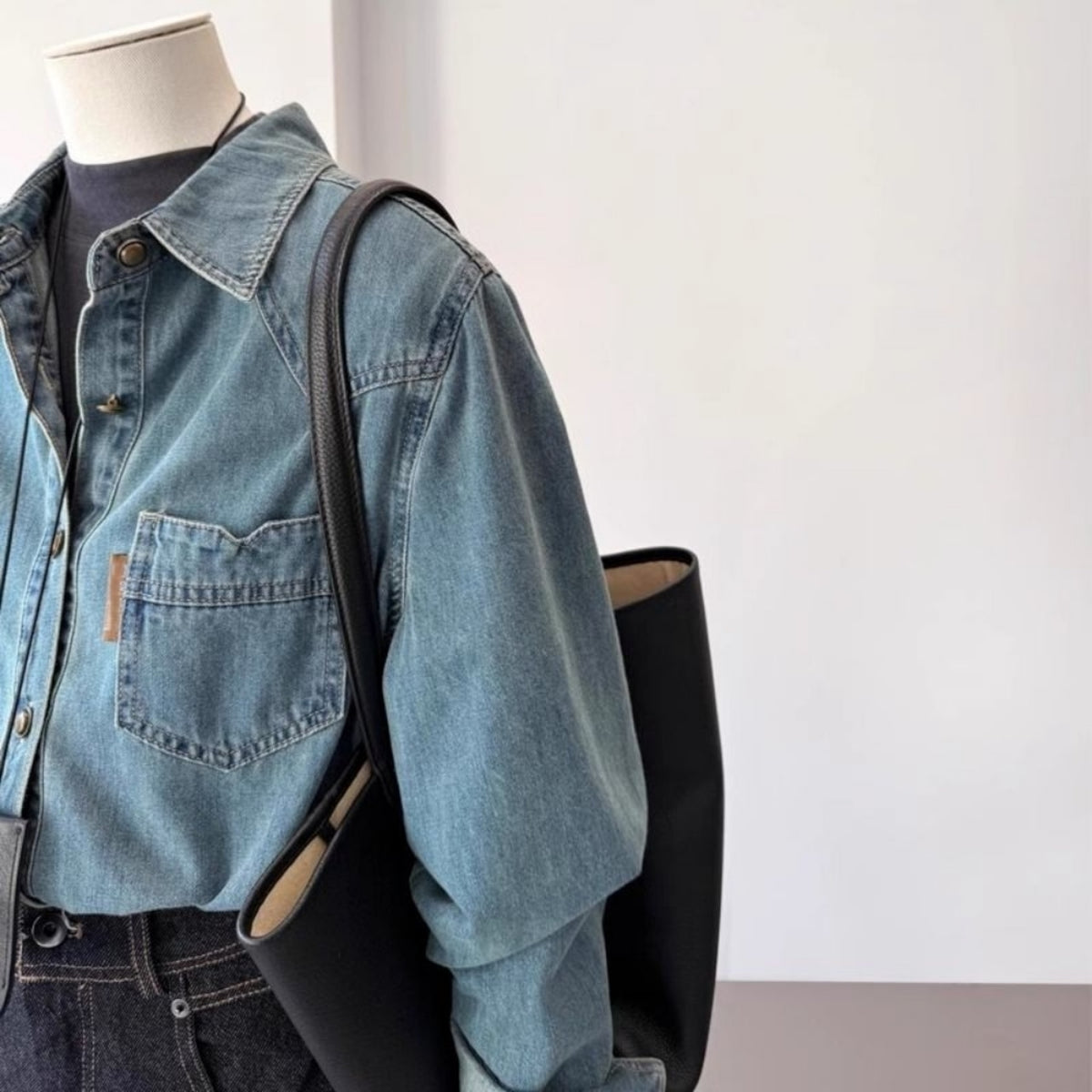 Retro-style denim shirt D0284
