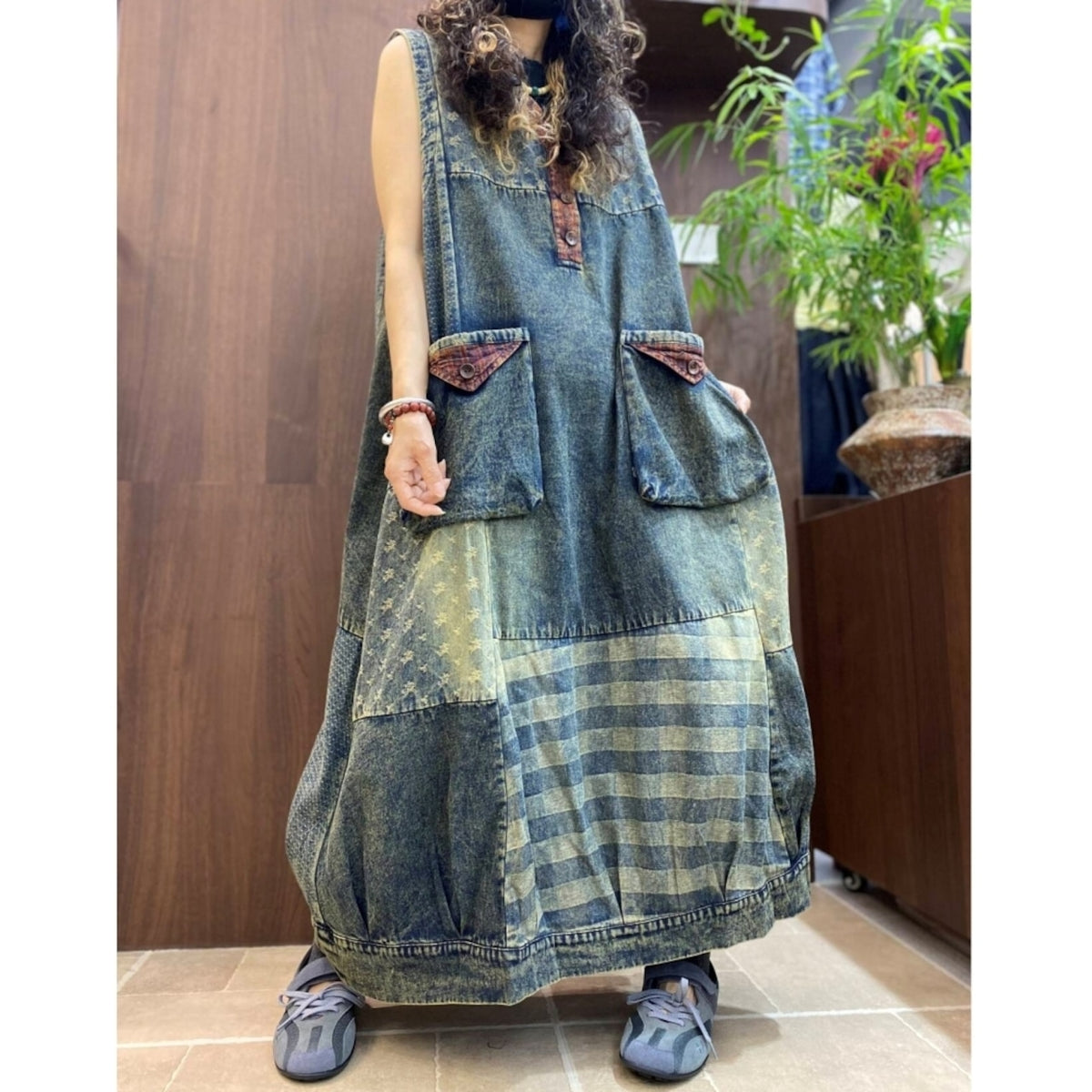 Sleeveless denim dress D0306