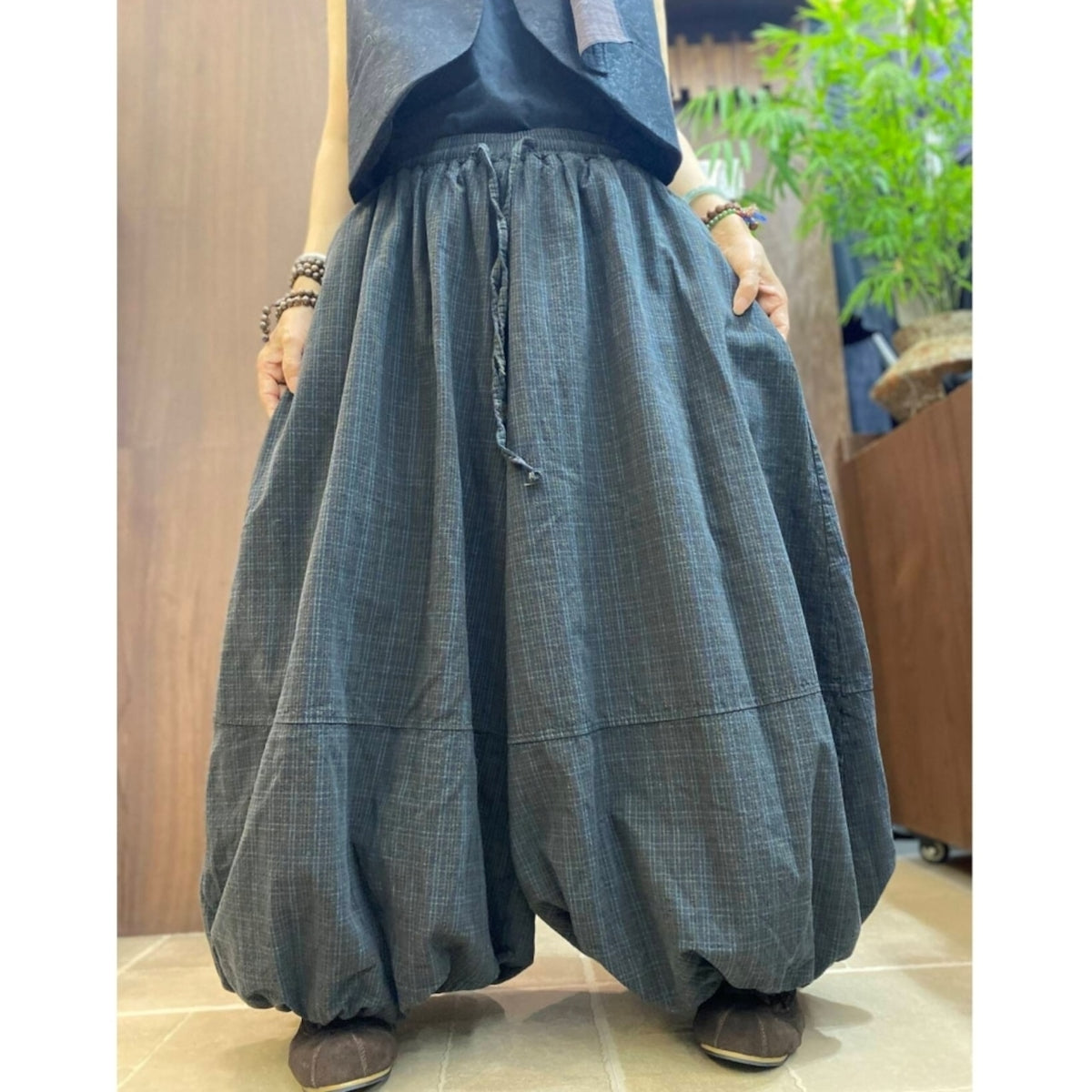 Voluminous Parachute Pants D0323