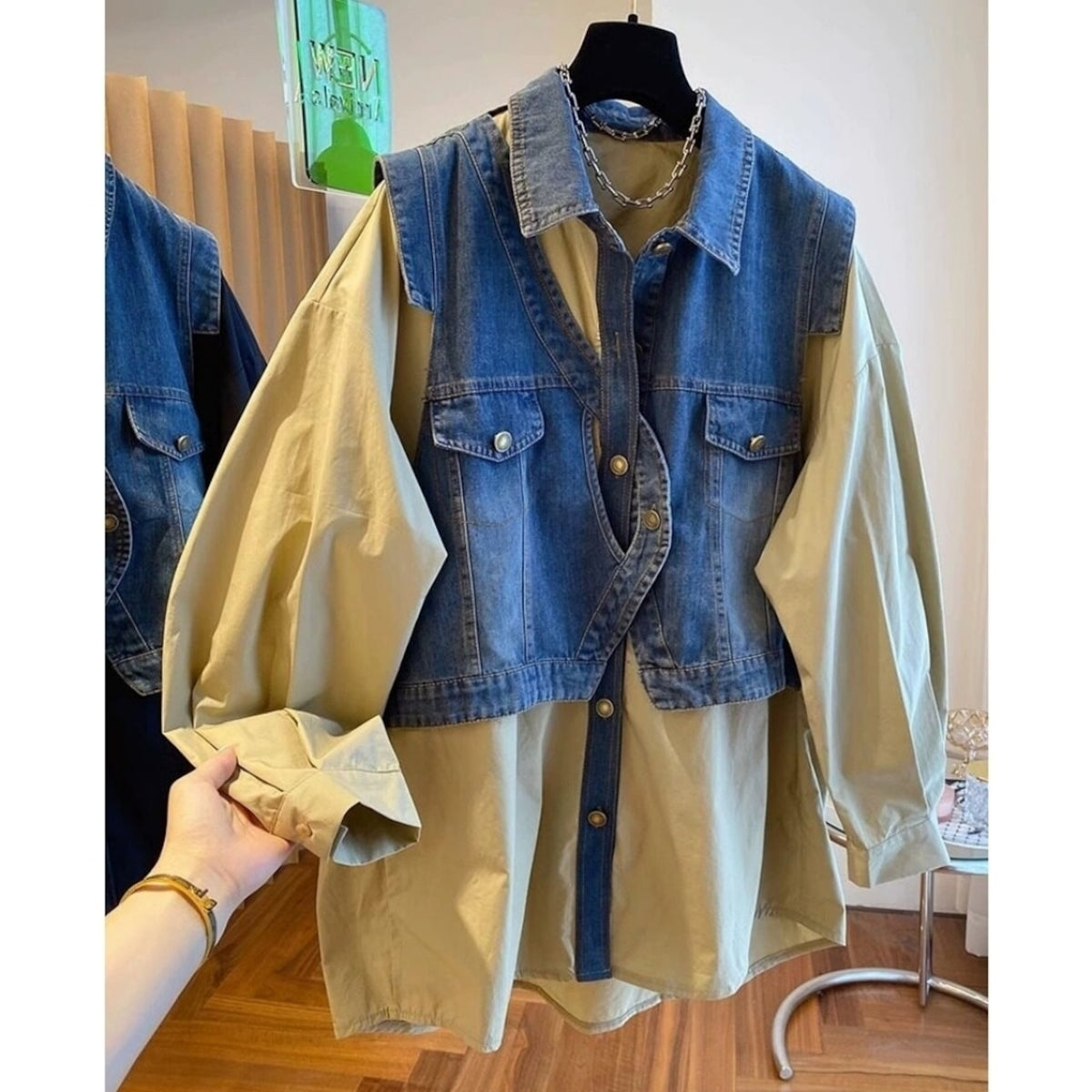 Faux-layered denim vest D0288