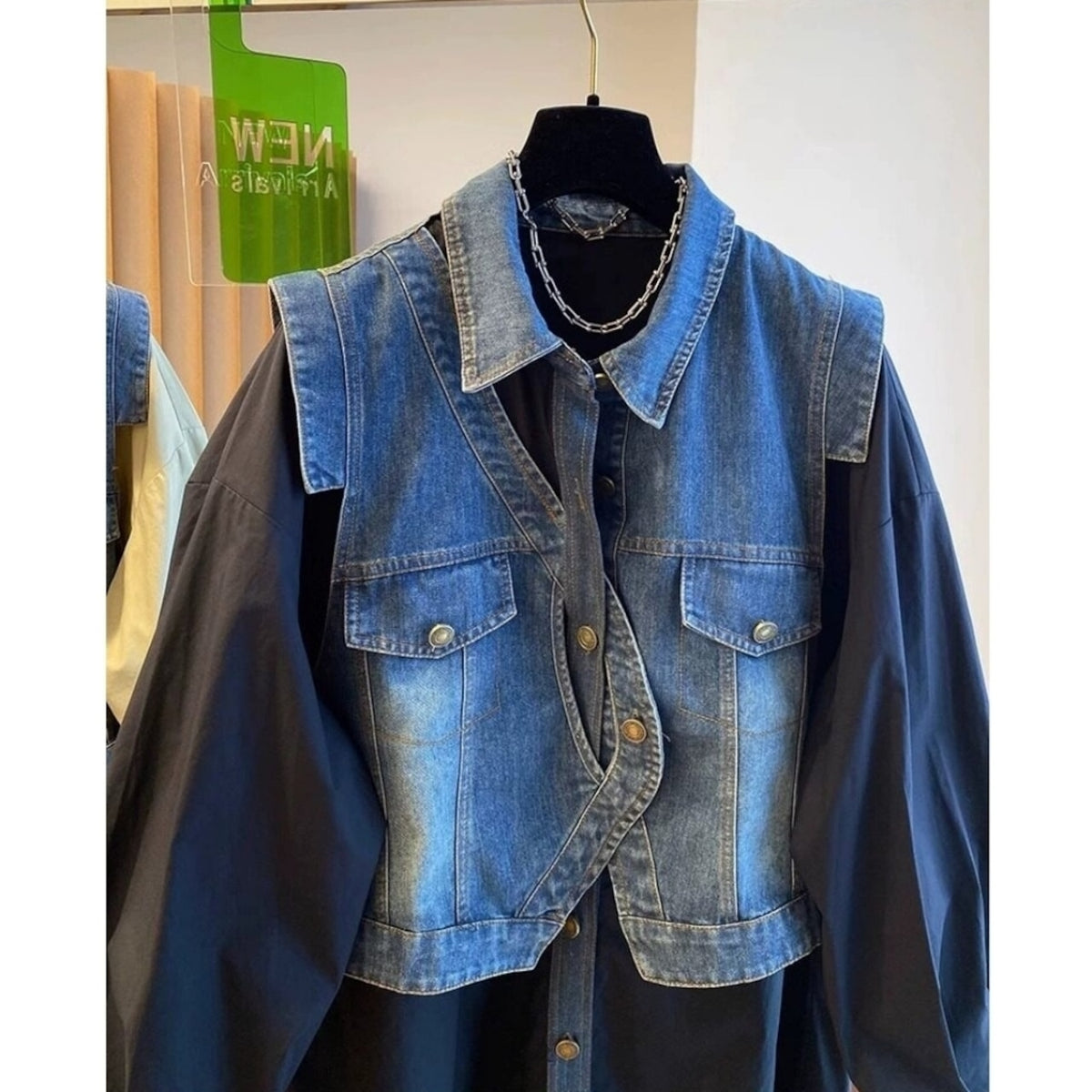 Faux-layered denim vest D0288